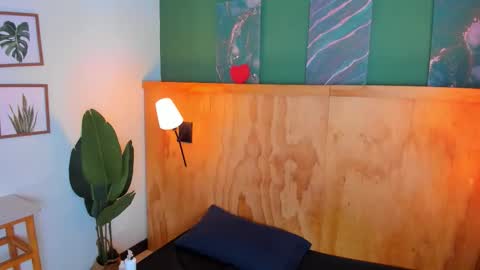 Snapshot of jabob_coper chatting on 10/07/25, 03:14 David online show from 10/07/25, 03:14