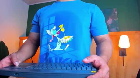 Snapshot of jabob_coper chatting on 10/14/25, 03:07 David online show from 10/14/25, 03:07