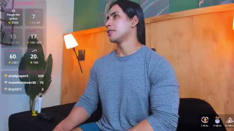 Snapshot of jabob_coper chatting on 10/15/25, 03:28 David online show from 10/15/25, 03:28