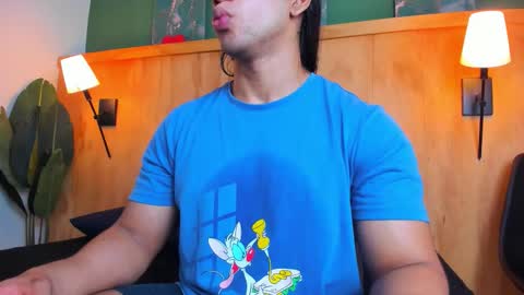 Snapshot of jabob_coper chatting on 10/25/25, 03:36 David online show from 10/25/25, 03:36