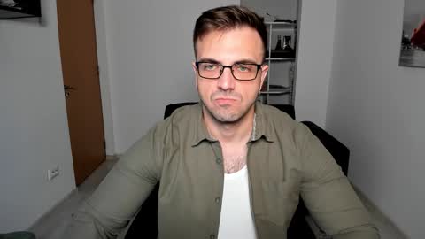 Snapshot of jace_thorne chatting on 09/09/25, 04:17 Jace online show from 09/09/25, 04:17