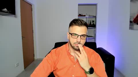 Snapshot of jace_thorne chatting on 09/17/25, 06:31 Jace online show from 09/17/25, 06:31