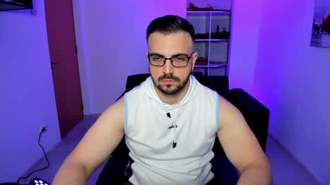 Snapshot of jace_thorne chatting on 11/18/25, 06:51 Jace online show from 11/18/25, 06:51