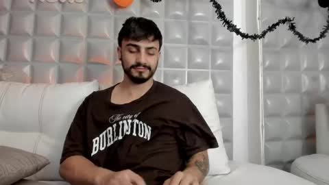 JACK DANIEL online show from 10/22/25, 03:45