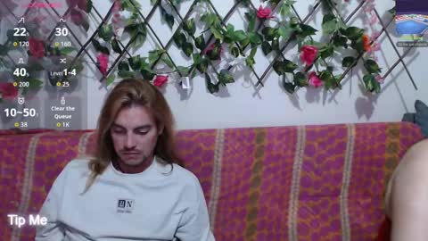 Jack and Emily online show from 09/19/25, 10:54