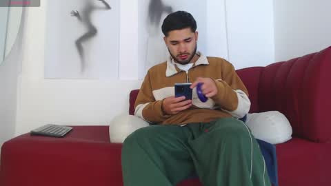 Snapshot of jack_hills2 chatting on 06/03/26, 12:08 online show from 06/03/26, 12:08