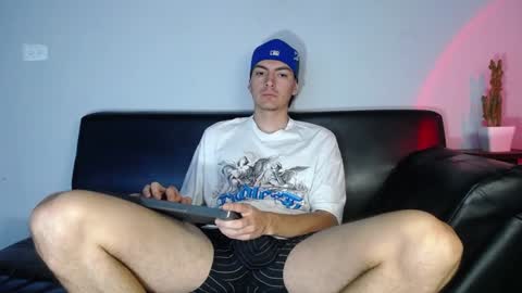 Snapshot of jack_norizz chatting on 12/04/24, 12:03 INDEPENDENT MODEL online show from 12/04/24, 12:03