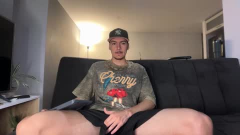 Snapshot of jack_norizz chatting on 12/03/25, 10:24 INDEPENDENT MODEL online show from 12/03/25, 10:24