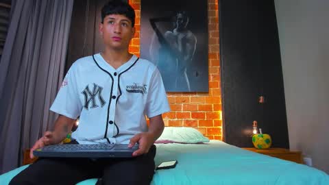 Jack and Joes online show from 12/17/25, 03:23