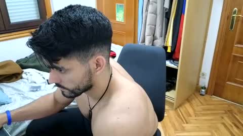 Snapshot of jackecuador chatting on 02/22/25, 05:13 Jack online show from 02/22/25, 05:13