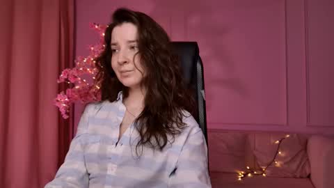 Snapshot of jackiebard chatting on 09/12/25, 01:55 Jackie Byrd online show from 09/12/25, 01:55