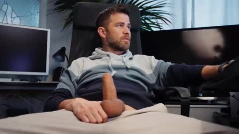 Snapshot of jackoffdude85 chatting on 11/30/25, 06:56 Colten Carter online show from 11/30/25, 06:56