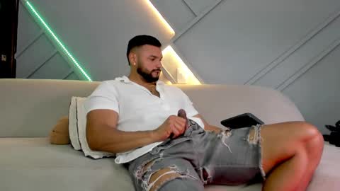 Jackson Wayne online show from 02/24/25, 03:42