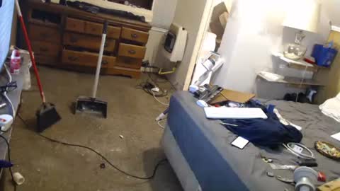 Snapshot of jacksonmale1974 chatting on 12/31/24, 12:32 funtimes49203 online show from 12/31/24, 12:32