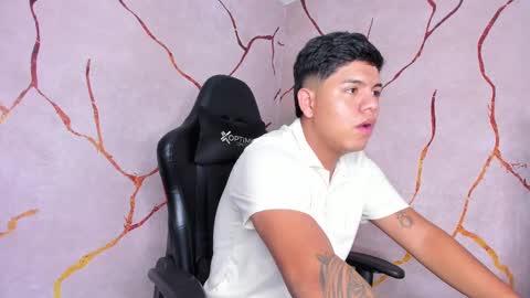 Snapshot of jacksonparker_ chatting on 01/04/25, 07:13 Jackson online show from 01/04/25, 07:13