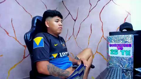 Snapshot of jacksonparker_ chatting on 02/06/25, 12:54 Jackson online show from 02/06/25, 12:54