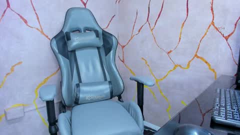 Snapshot of jacksonparker_ chatting on 02/14/25, 10:25 Jackson online show from 02/14/25, 10:25