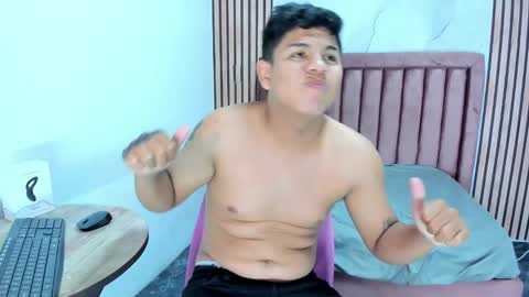 Snapshot of jacksonparker_ chatting on 03/07/25, 06:46 Jackson online show from 03/07/25, 06:46