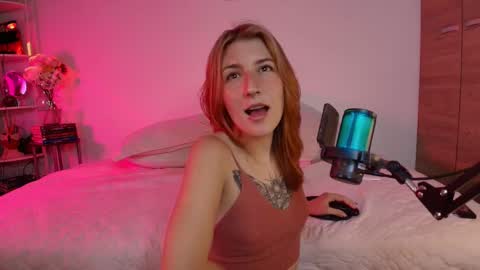 Linda Sofia help me get to 100 thumbs up online show from 02/25/25, 05:08