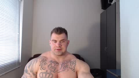 Snapshot of jackyhuge chatting on 02/21/25, 09:34 Jacky online show from 02/21/25, 09:34