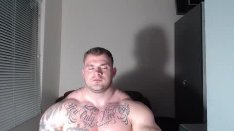 Snapshot of jackyhuge chatting on 11/17/25, 11:54 Jacky online show from 11/17/25, 11:54