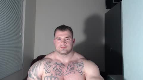 Snapshot of jackyhuge chatting on 11/23/25, 04:29 Jacky online show from 11/23/25, 04:29