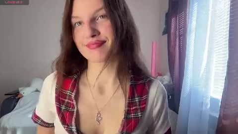 Snapshot of jaclynmalcolm chatting on 06/22/26, 05:04 Lillian online show from 06/22/26, 05:04