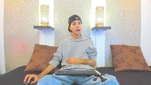 Snapshot of jacob_blackwell chatting on 10/18/25, 07:58 jacob_blackwell online show from 10/18/25, 07:58