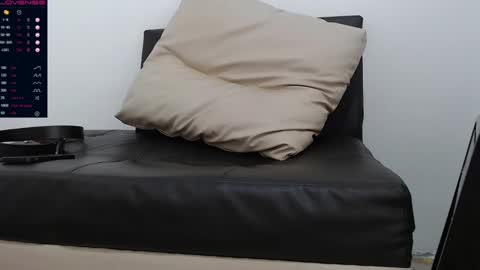 jacob broown23 online show from 01/31/25, 06:36