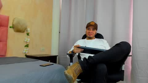 Jacob online show from 02/07/25, 07:49