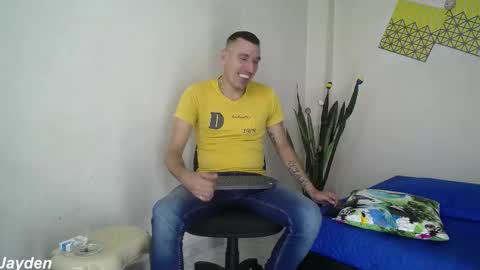 Jacob And Jayden online show from 10/01/25, 06:58