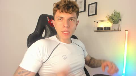 Snapshot of jacobb116 chatting on 12/12/24, 01:53 jacobb116 online show from 12/12/24, 01:53