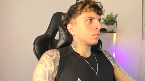 jacobb116 online show from 02/12/25, 02:24