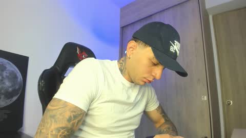 Snapshot of jacobb116 chatting on 09/13/25, 12:10 jacobb116 online show from 09/13/25, 12:10