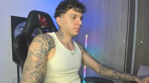 Snapshot of jacobb116 chatting on 10/21/25, 12:11 jacobb116 online show from 10/21/25, 12:11