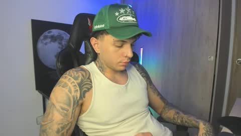 Snapshot of jacobb116 chatting on 10/23/25, 12:21 jacobb116 online show from 10/23/25, 12:21