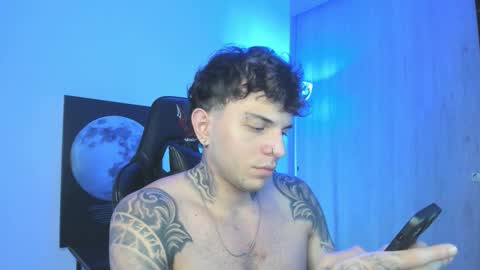 Snapshot of jacobb116 chatting on 11/06/25, 01:17 jacobb116 online show from 11/06/25, 01:17