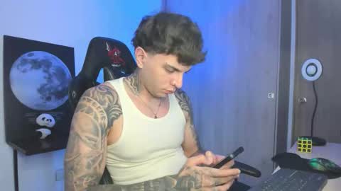 Snapshot of jacobb116 chatting on 11/13/25, 01:26 jacobb116 online show from 11/13/25, 01:26