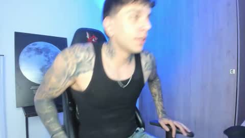 Snapshot of jacobb116 chatting on 11/29/25, 01:08 jacobb116 online show from 11/29/25, 01:08