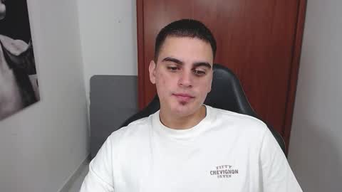 Snapshot of jacobjobs1 chatting on 02/26/26, 01:54 jacobjobs1 online show from 02/26/26, 01:54