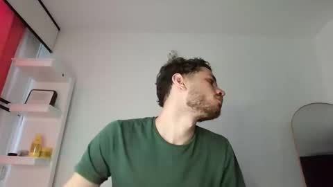 JACOB  ROBIN online show from 09/25/25, 06:00