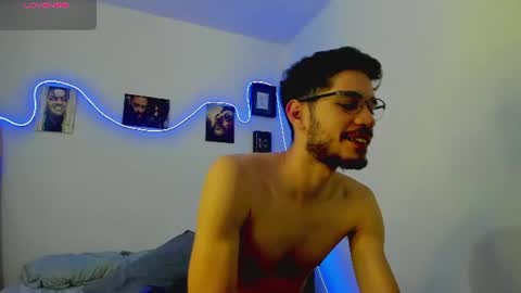 JACOB  ROBIN online show from 06/25/26, 02:54