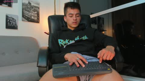 JACOB STONES online show from 02/07/25, 05:41