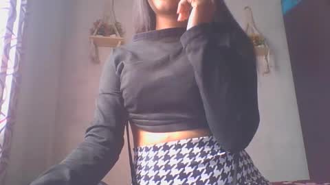 jacqueline_fernandez online show from 01/28/25, 06:49