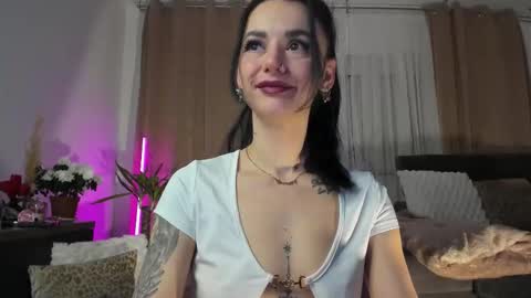 Jacqueline online show from 03/25/26, 03:01