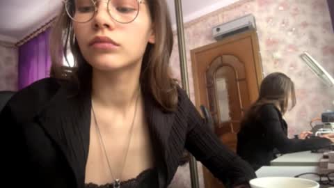 Sarah online show from 02/12/26, 12:00