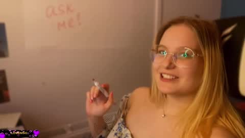 Snapshot of jacywinslat chatting on 02/23/25, 07:28 jacywinslat online show from 02/23/25, 07:28