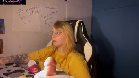 Snapshot of jacywinslat chatting on 03/04/25, 08:27 jacywinslat online show from 03/04/25, 08:27