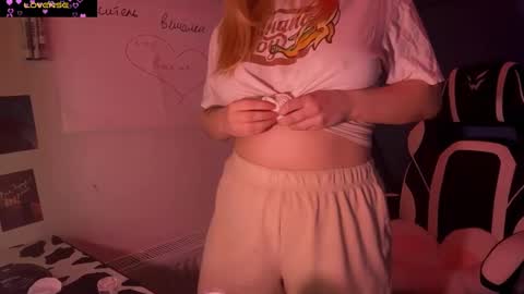 Snapshot of jacywinslat chatting on 03/09/25, 06:11 jacywinslat online show from 03/09/25, 06:11