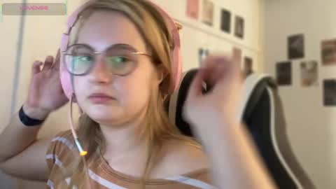 Snapshot of jacywinslat chatting on 09/12/25, 11:10 jacywinslat online show from 09/12/25, 11:10